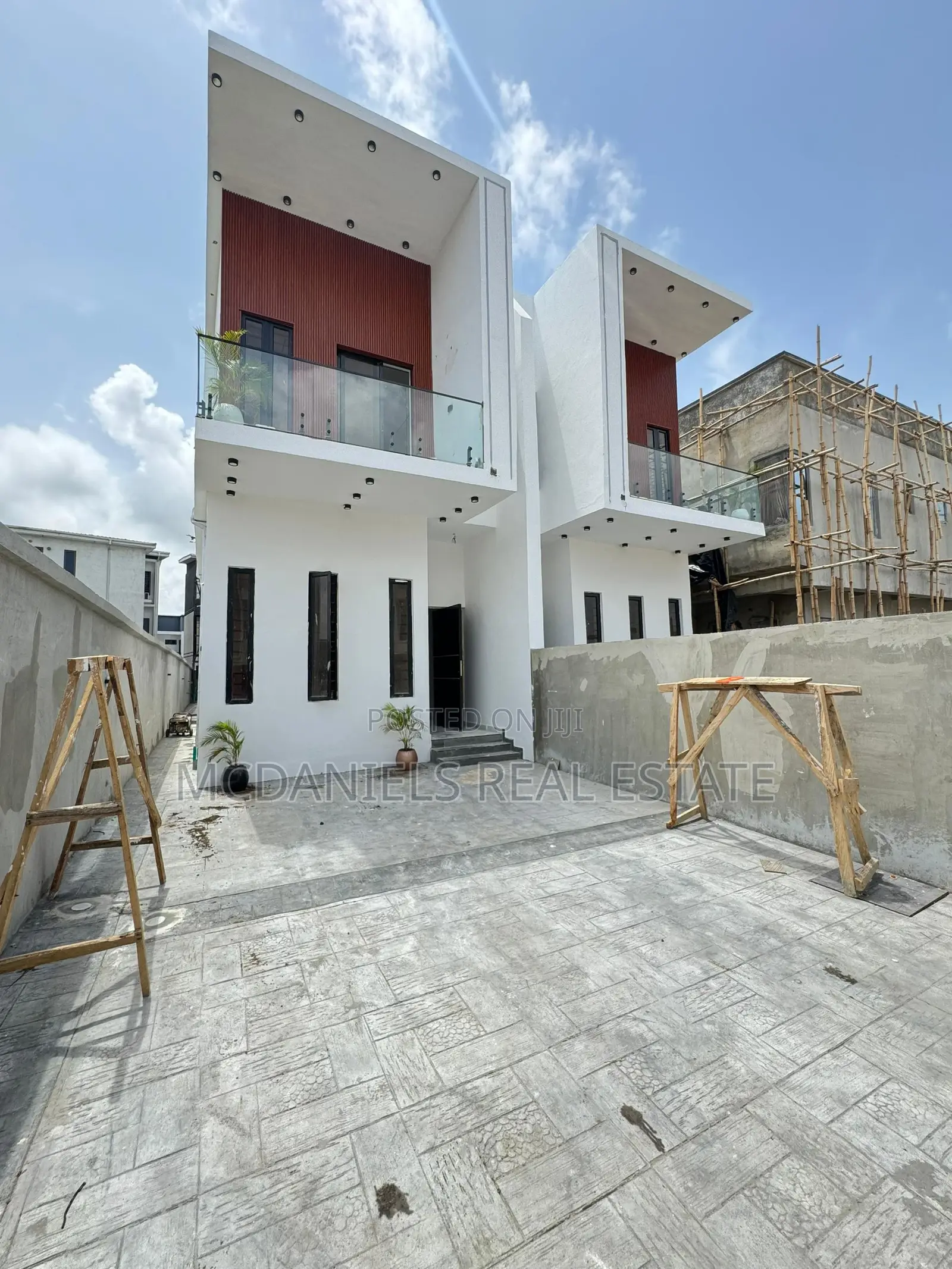 5bdrm Duplex in Ologolo for sale