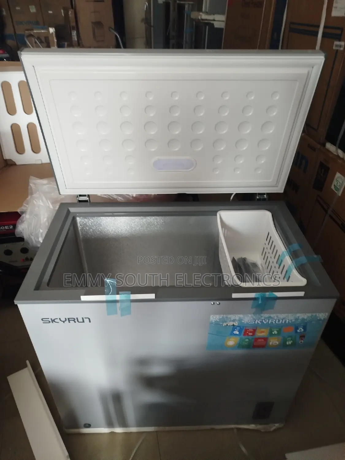 Skyrun Deep Freeze Low Voltage 200 L