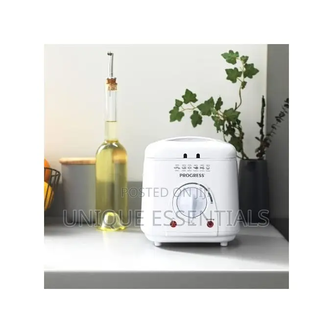 Progress Compact Deep Fat Fryer Wit Removable Cooking Basket