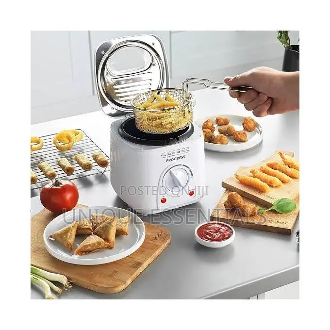 Progress Compact Deep Fat Fryer Wit Removable Cooking Basket