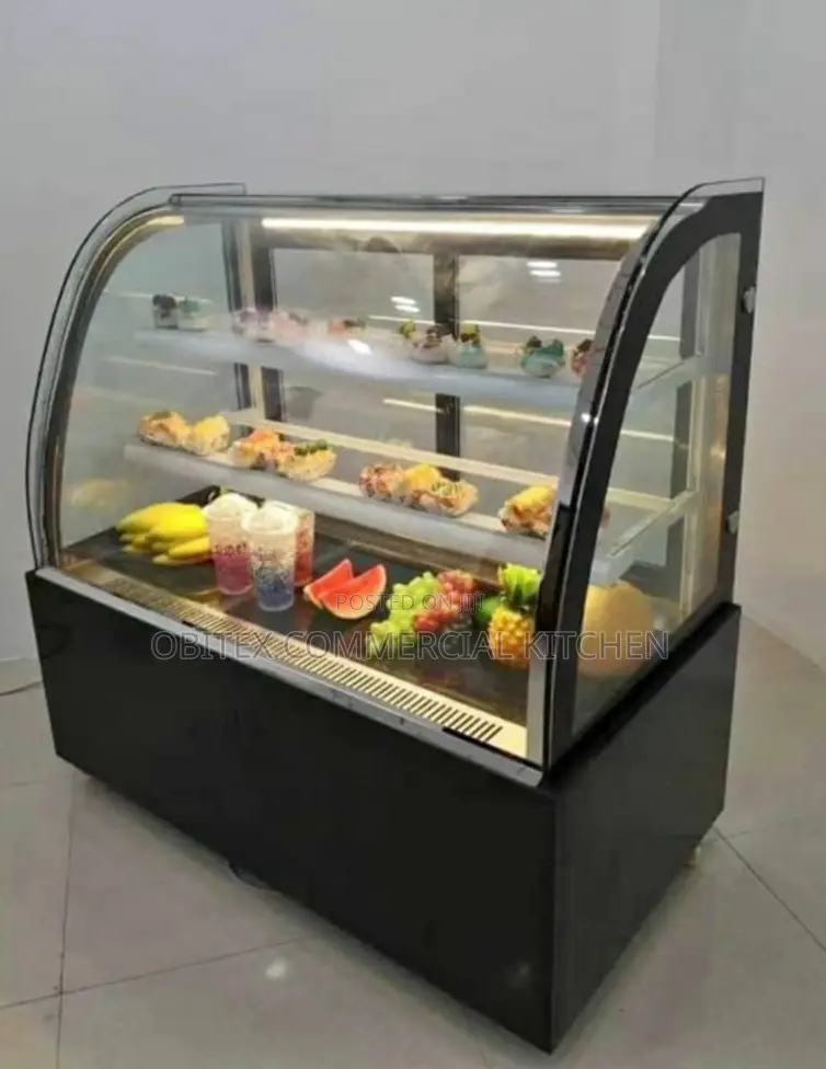 Industrial Standing 5feets Cake Chiller Machine Is Available