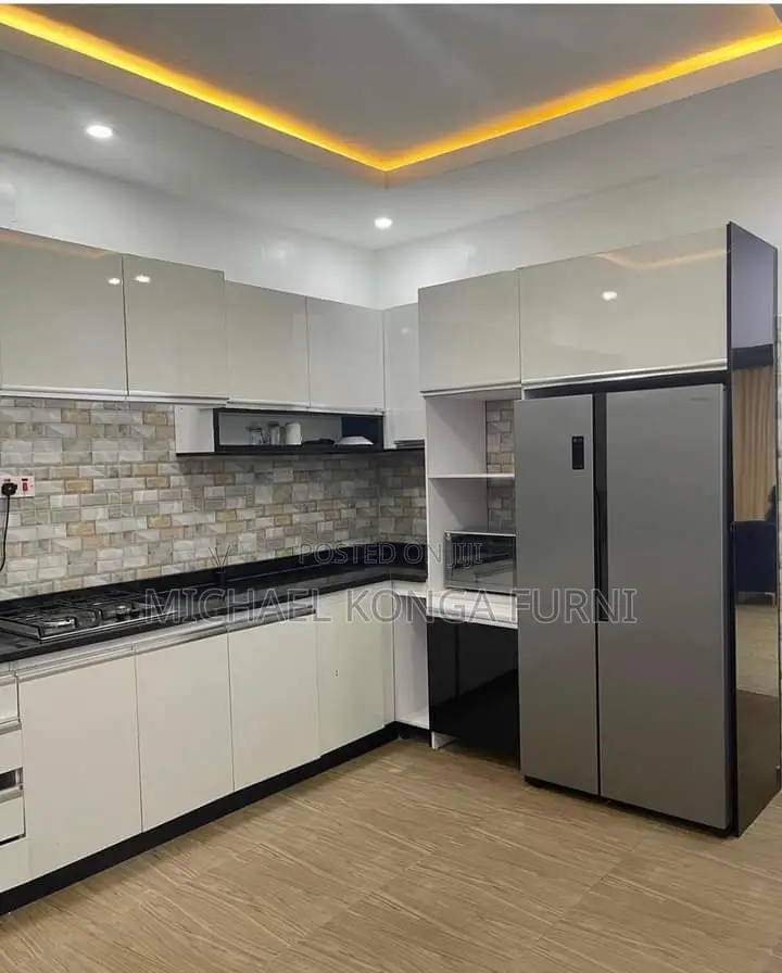 Classic Kitchen Cabinets