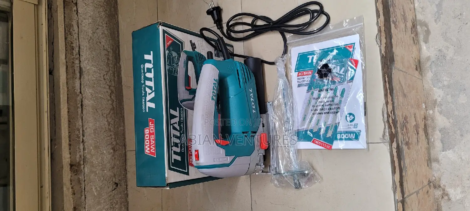 TOTAL Jig Saw Machine With Extra Blade 800W