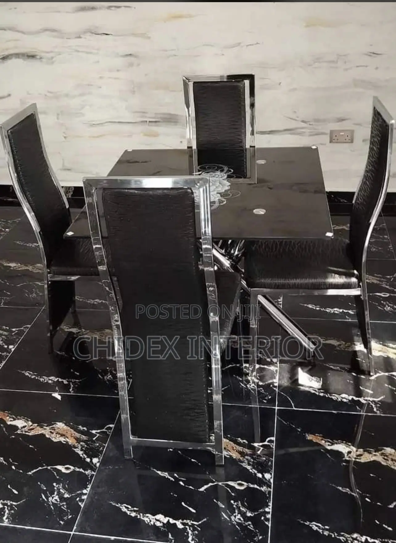 Classic 4 Seater Glass Dining Table