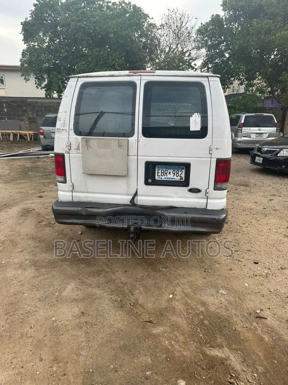 Ford Transit 2000 White