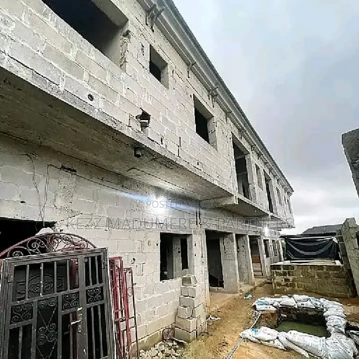 4bdrm Duplex in Rumukurushi New, Port-Harcourt for sale