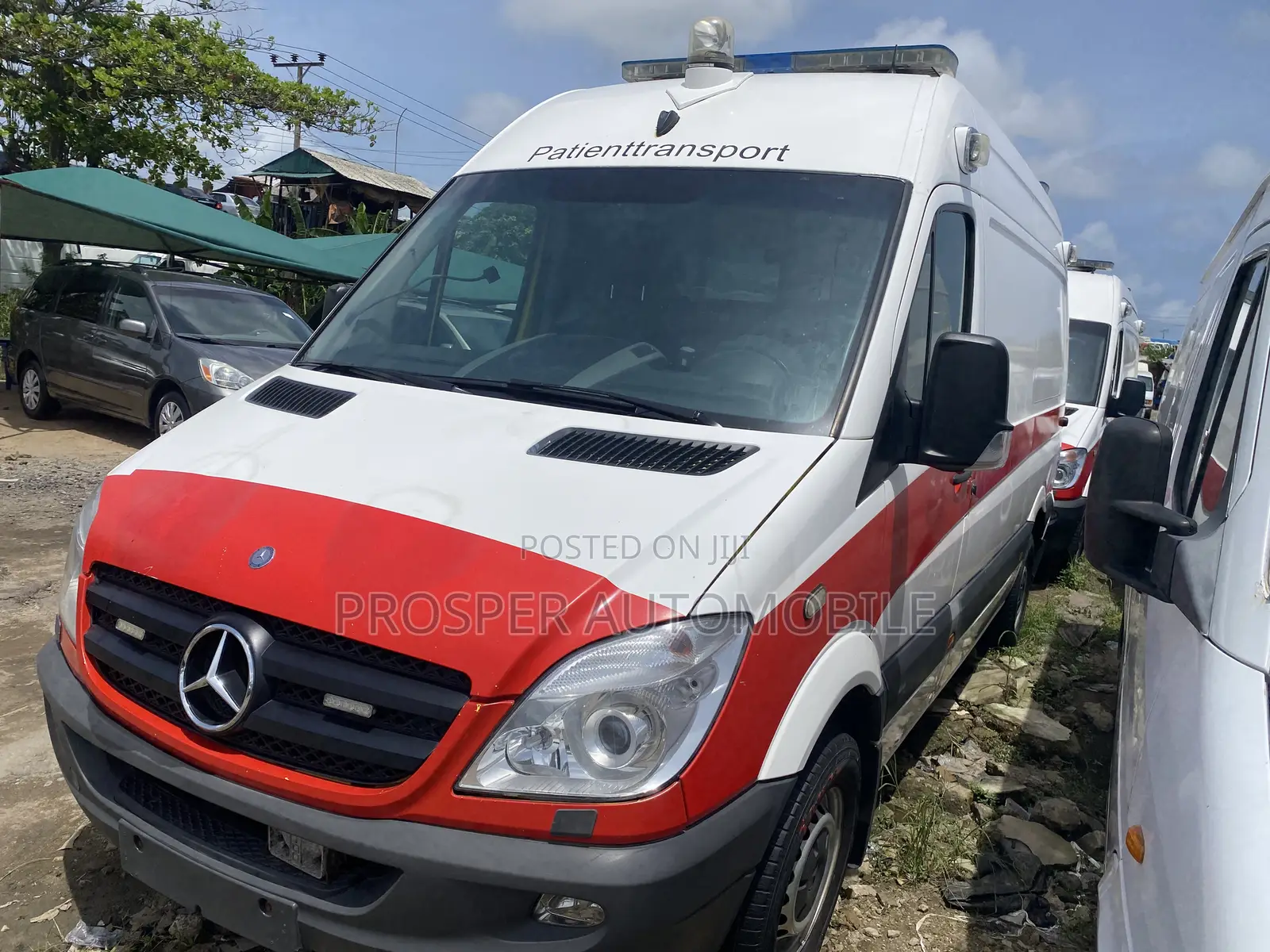 Mercedes-Benz Sprinter 2015 Red