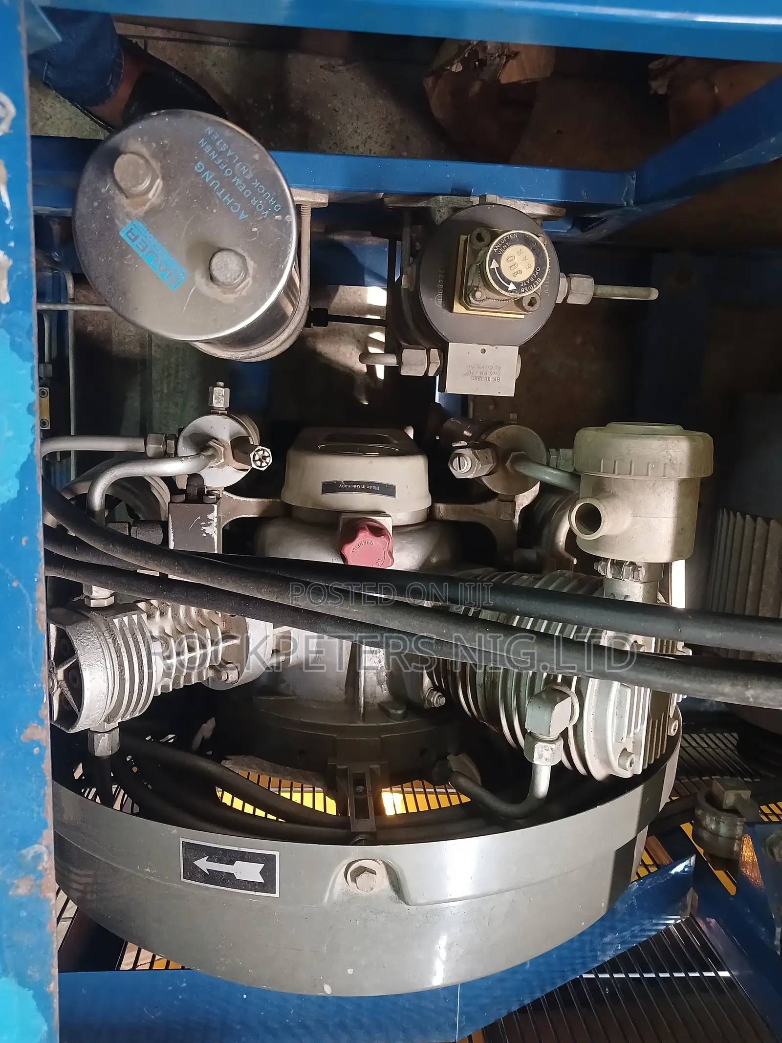 300bar UWI High Pressure Diving Breathing Air Compressor