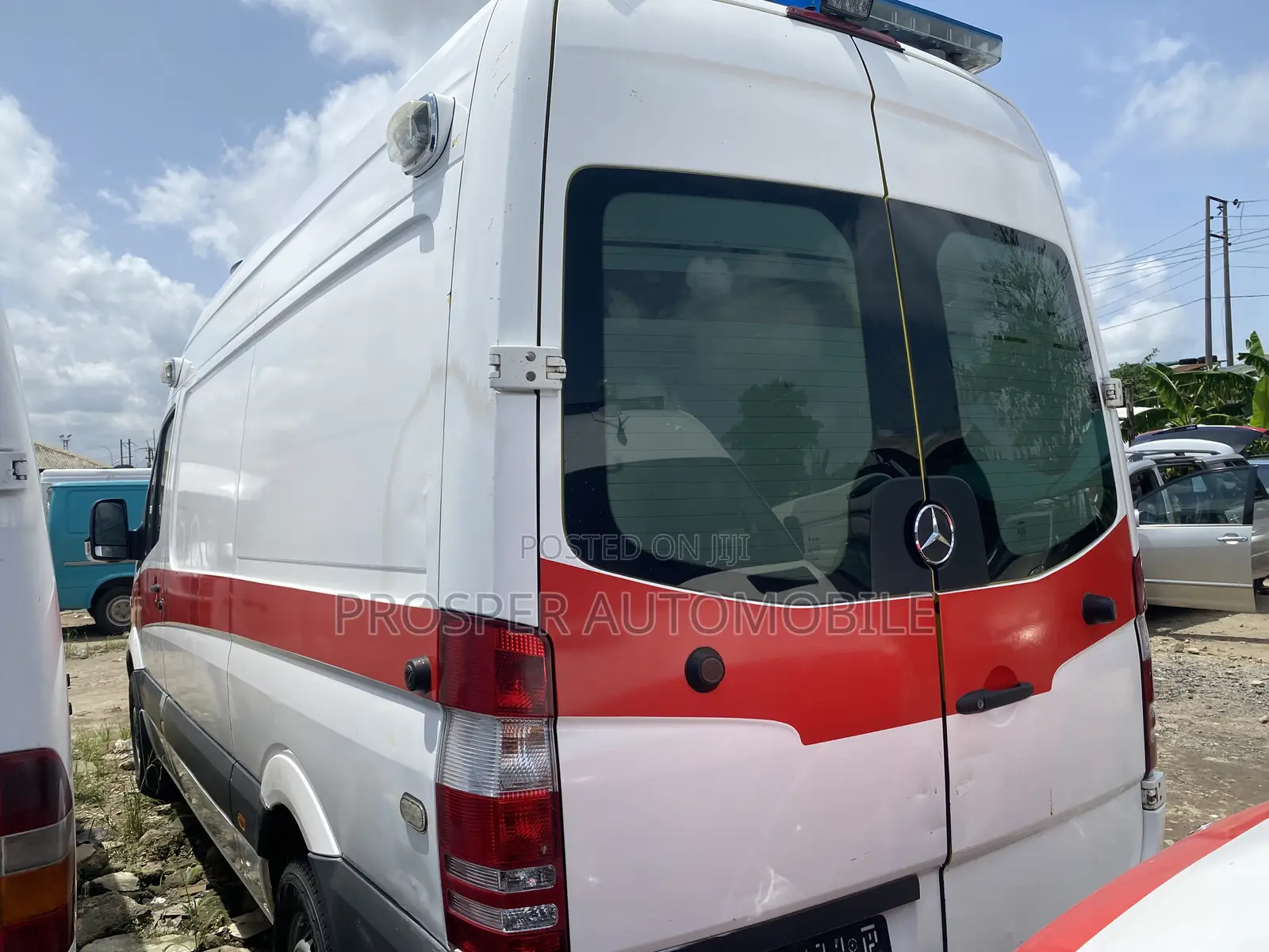 Mercedes-Benz Sprinter 2015 Red