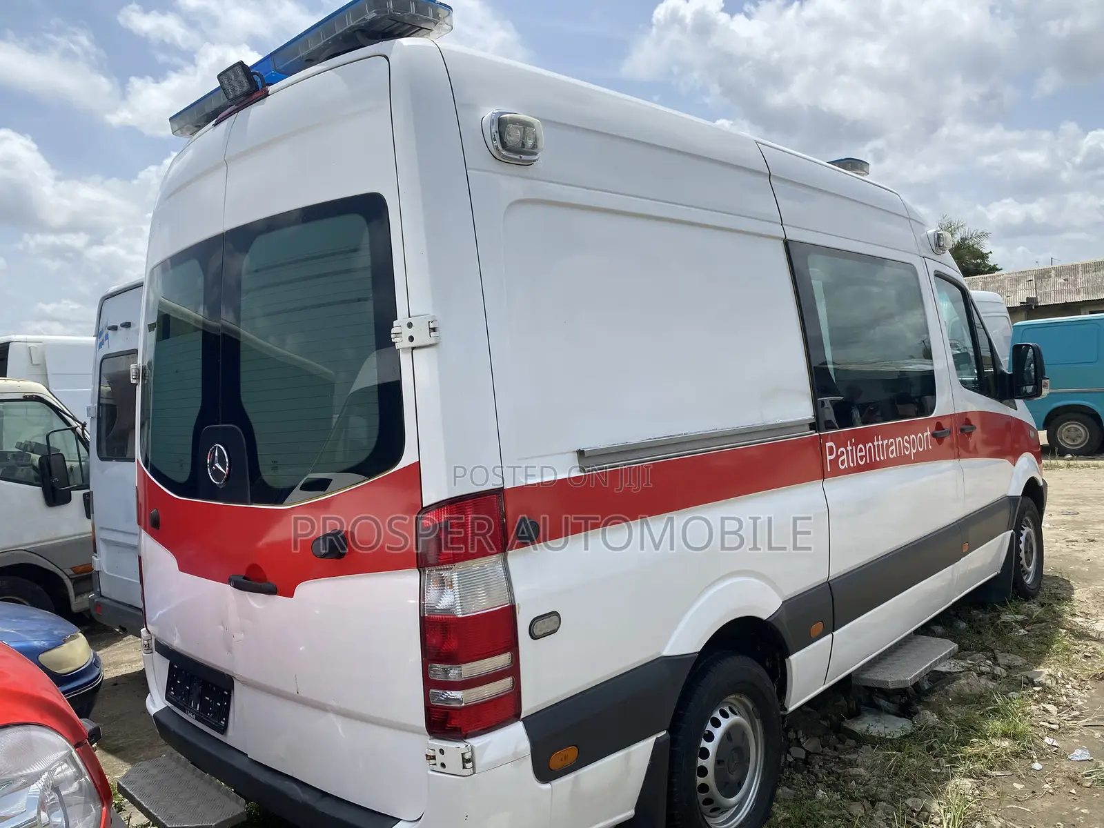 Mercedes-Benz Sprinter 2015 Red