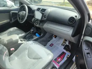 Toyota RAV4 3.5 Limited 2010 Silver