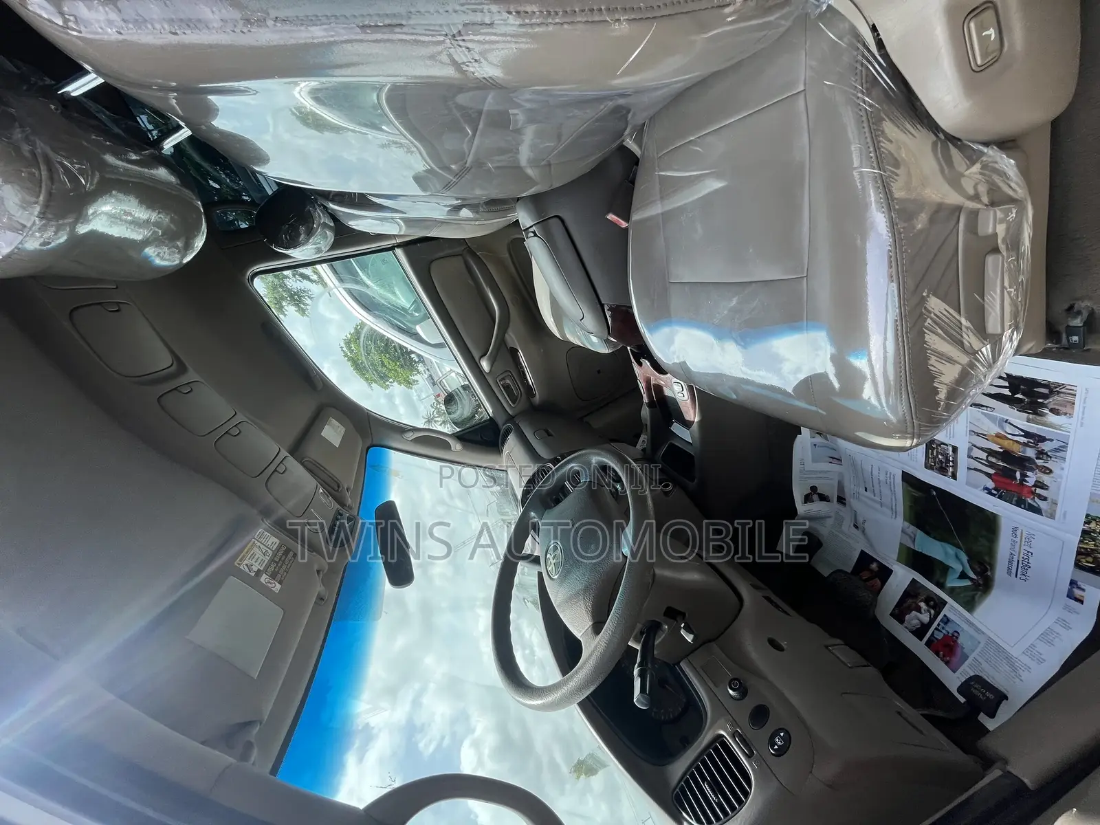Toyota Sequoia 2004 Gold