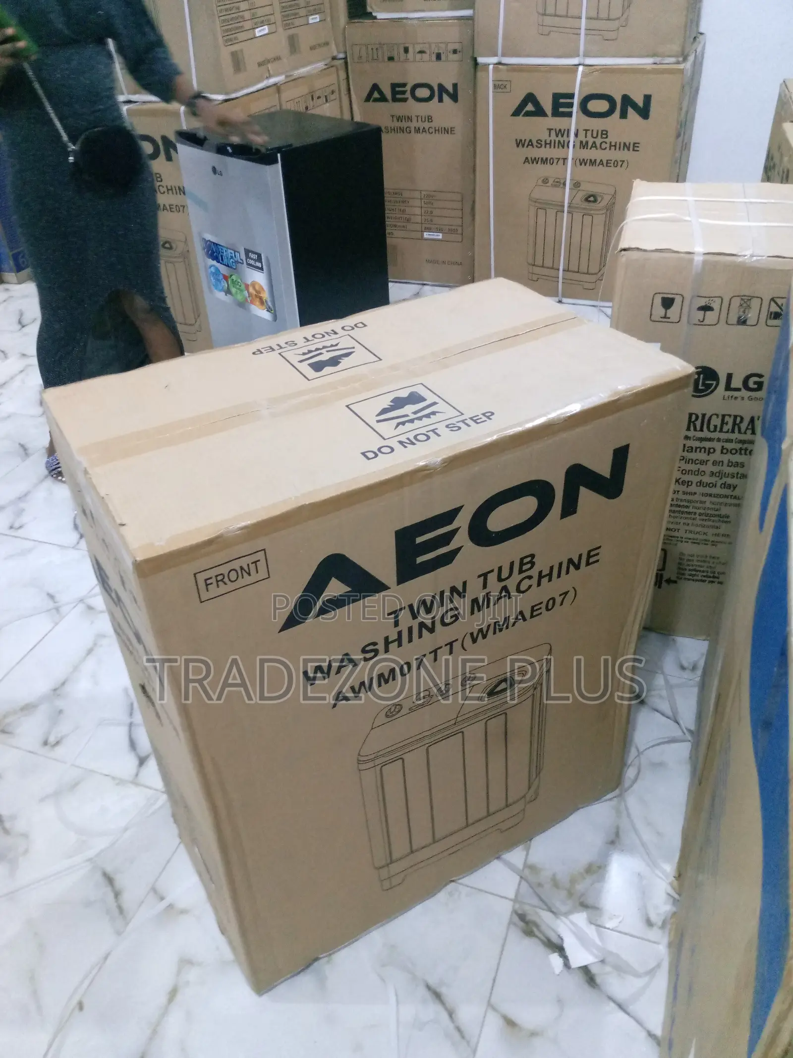 Aeon Twin Tube Washing Machine