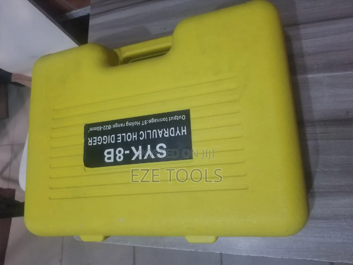 Hydraulic Hole Digger