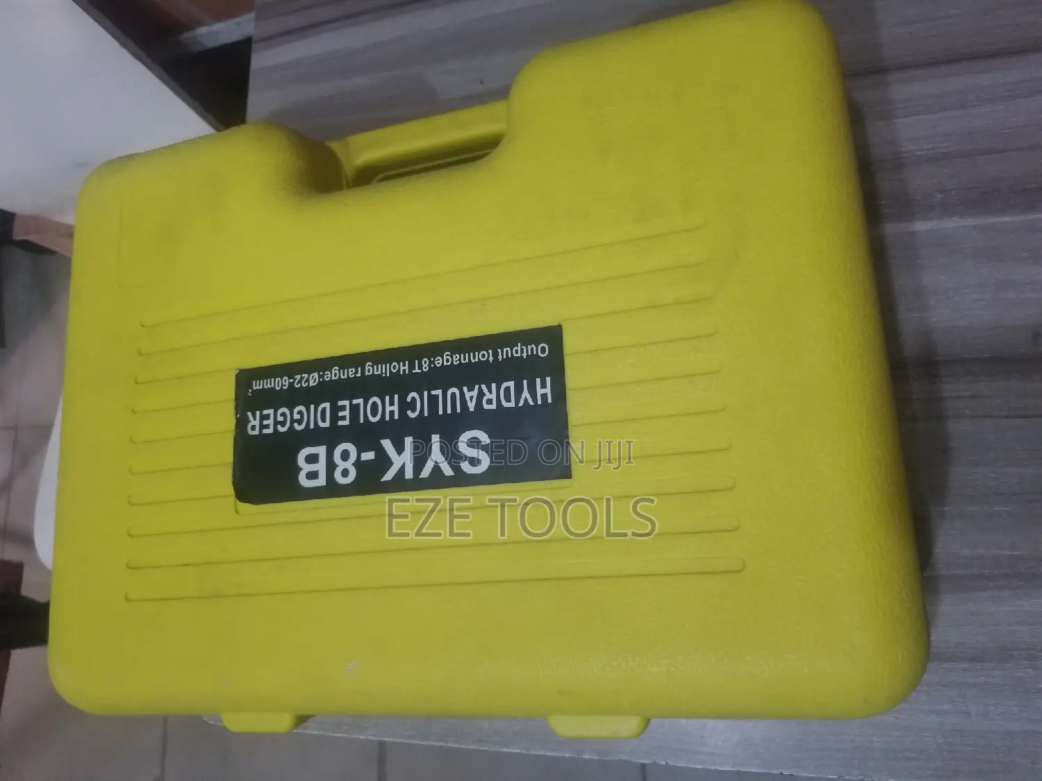 Hydraulic Hole Digger