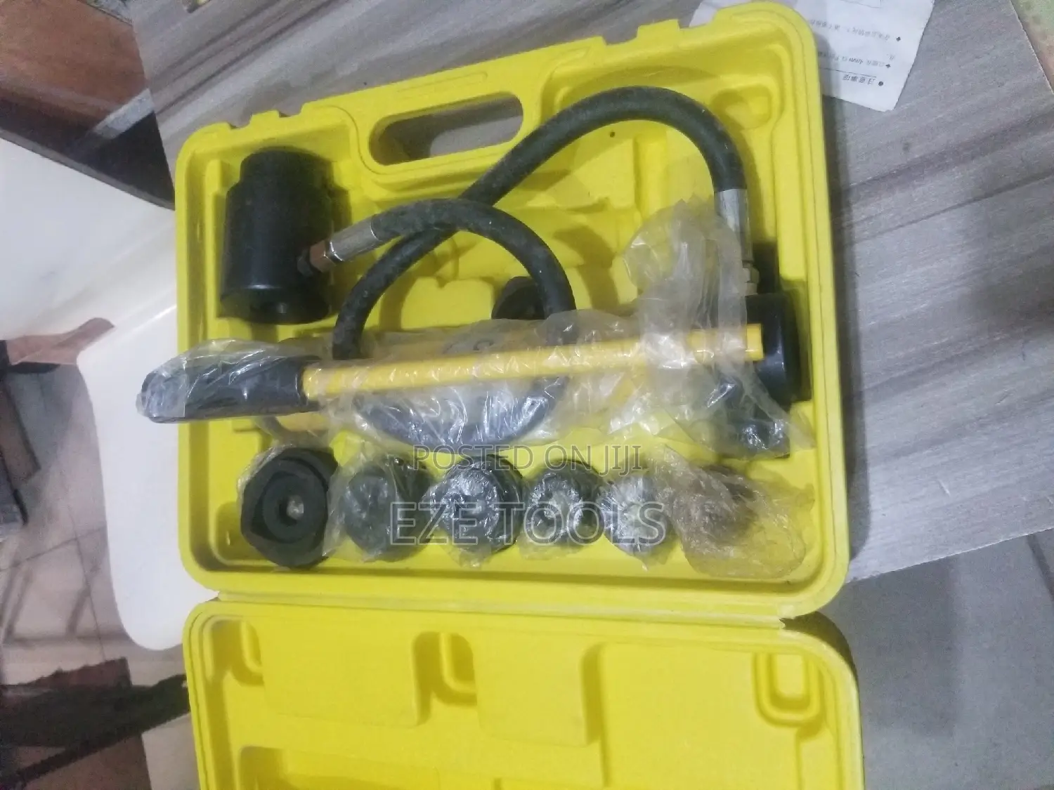 Hydraulic Hole Digger