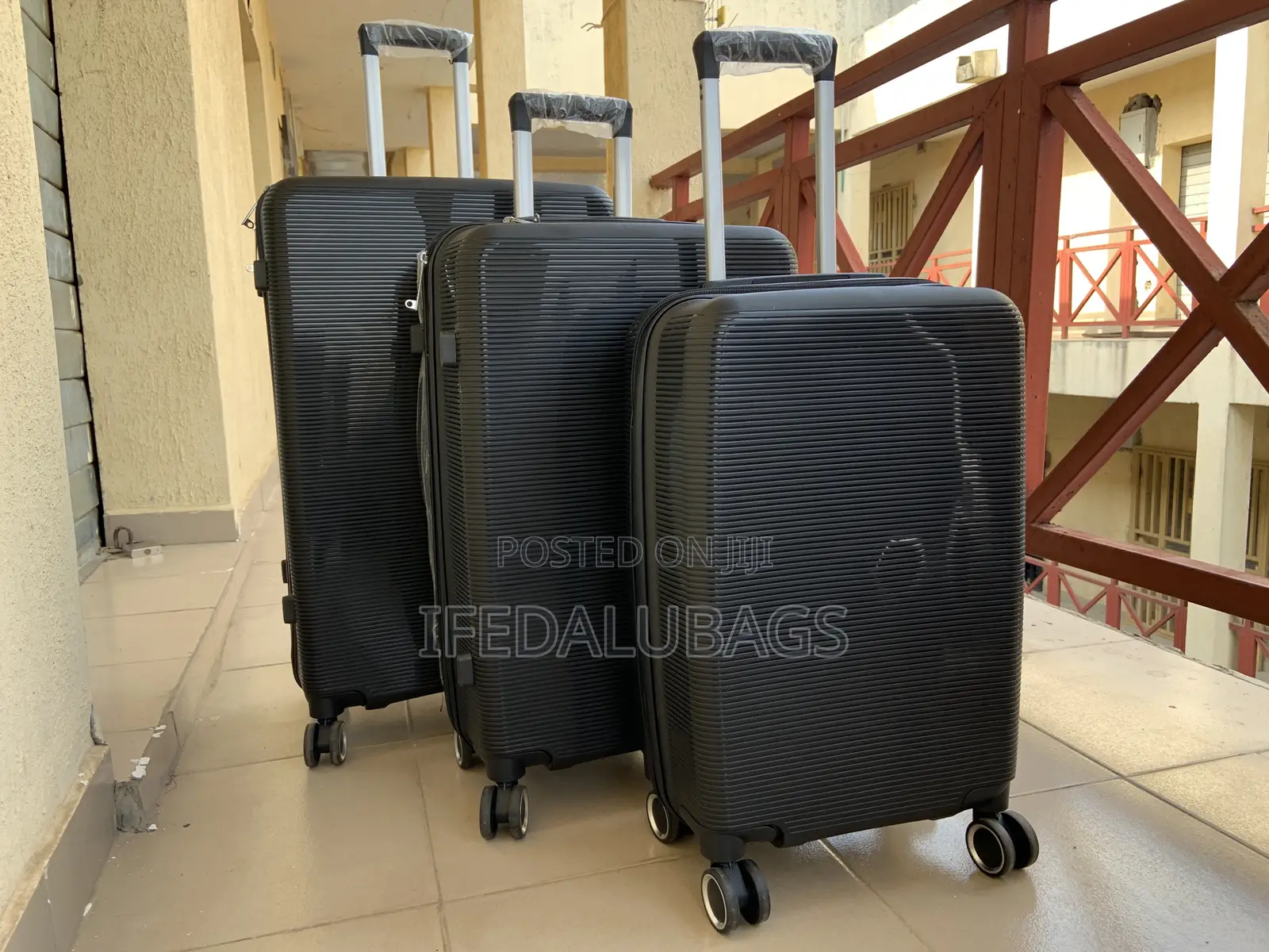 Durable Unbreakable Black Travel Luggage Set