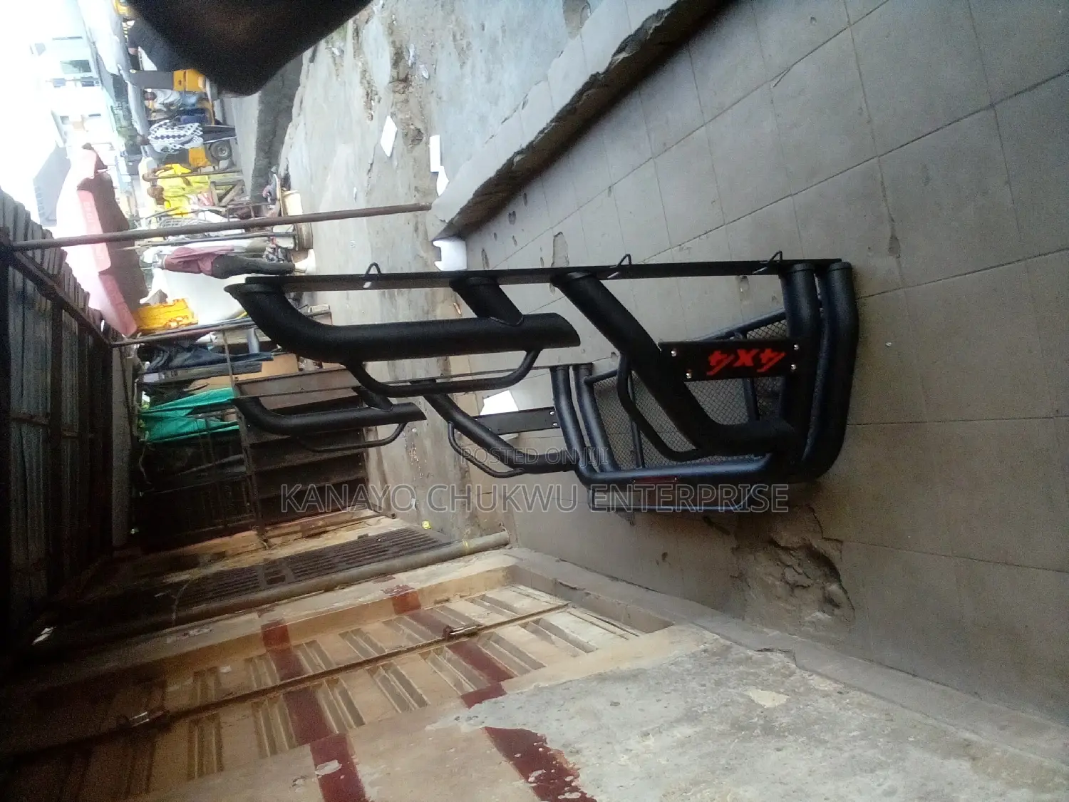 Iron Rugged Bar