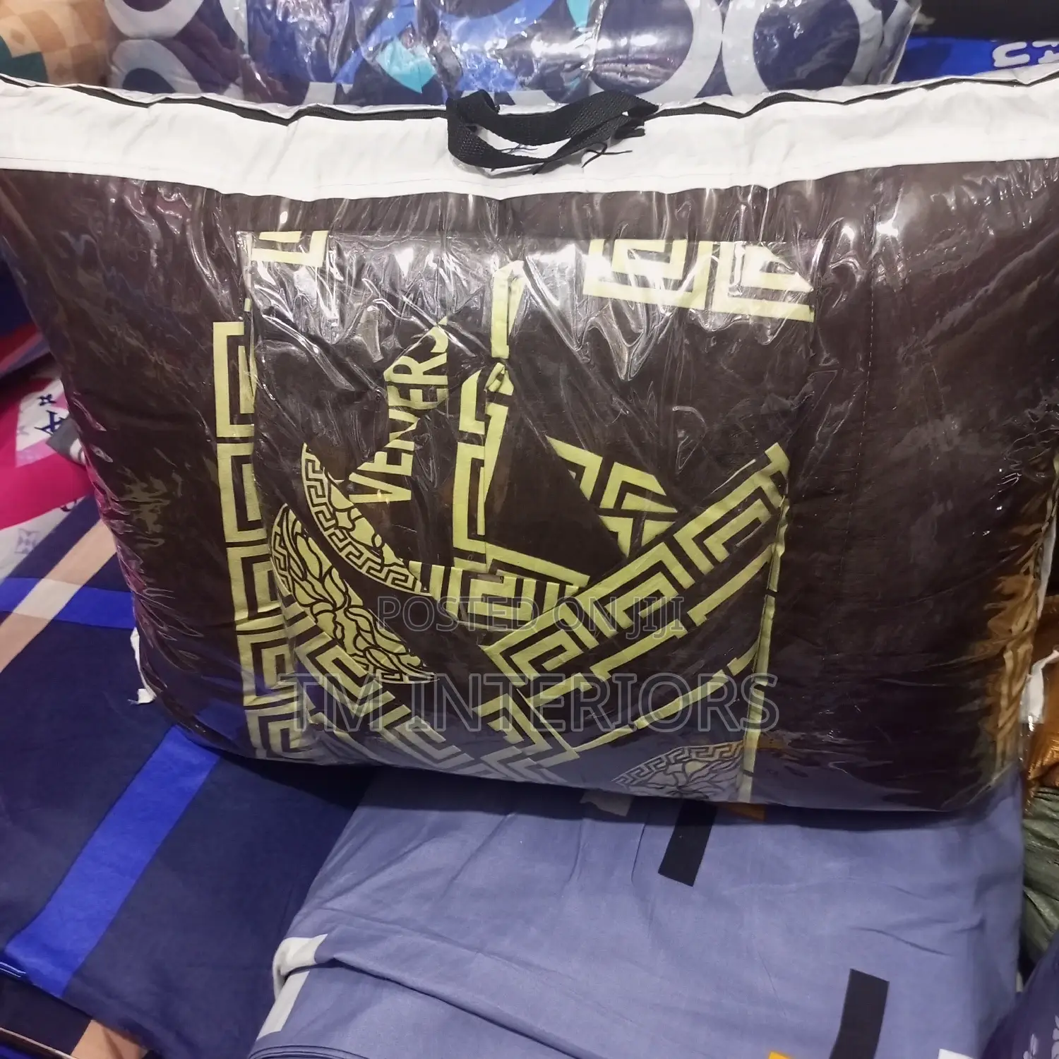 Tm Interiors Exclusive King Size Beddings