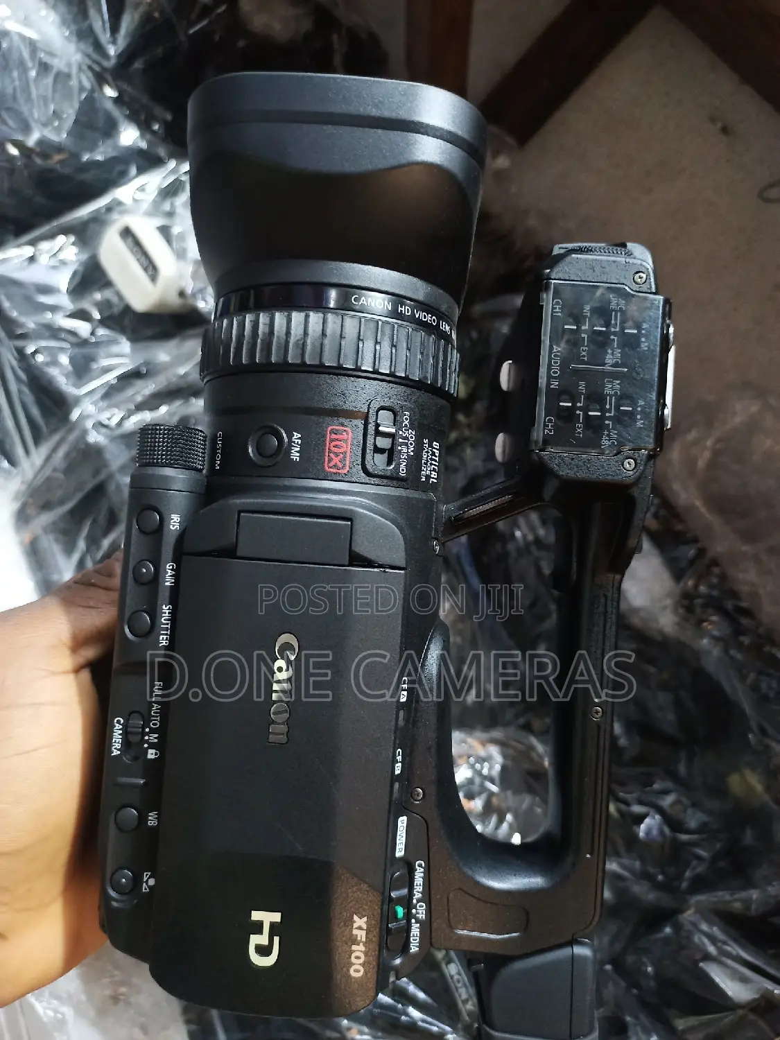 Canon XF100 HD Camera With HDMI Output