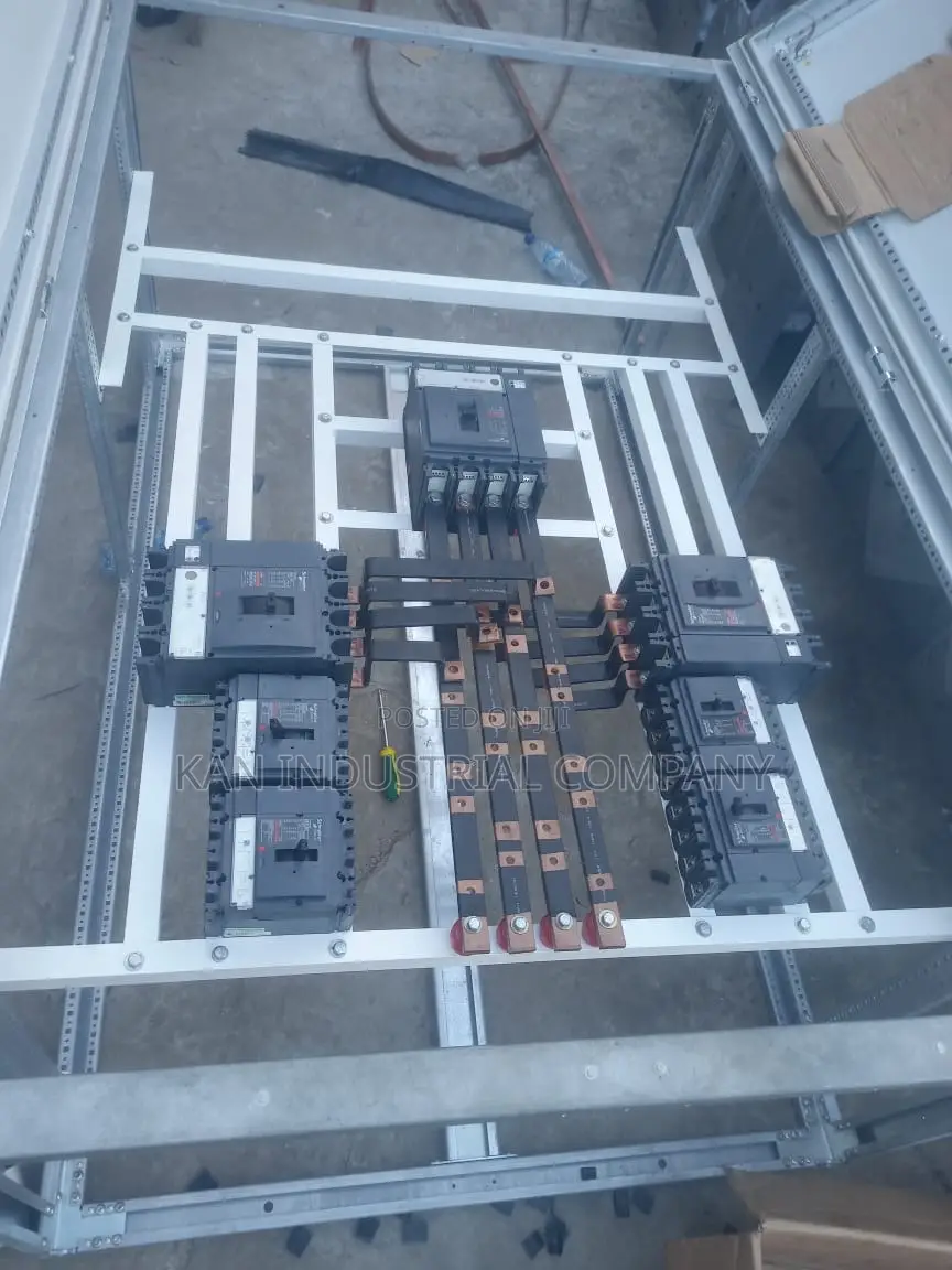 6 Way 100 and 250 Amps Breaker
