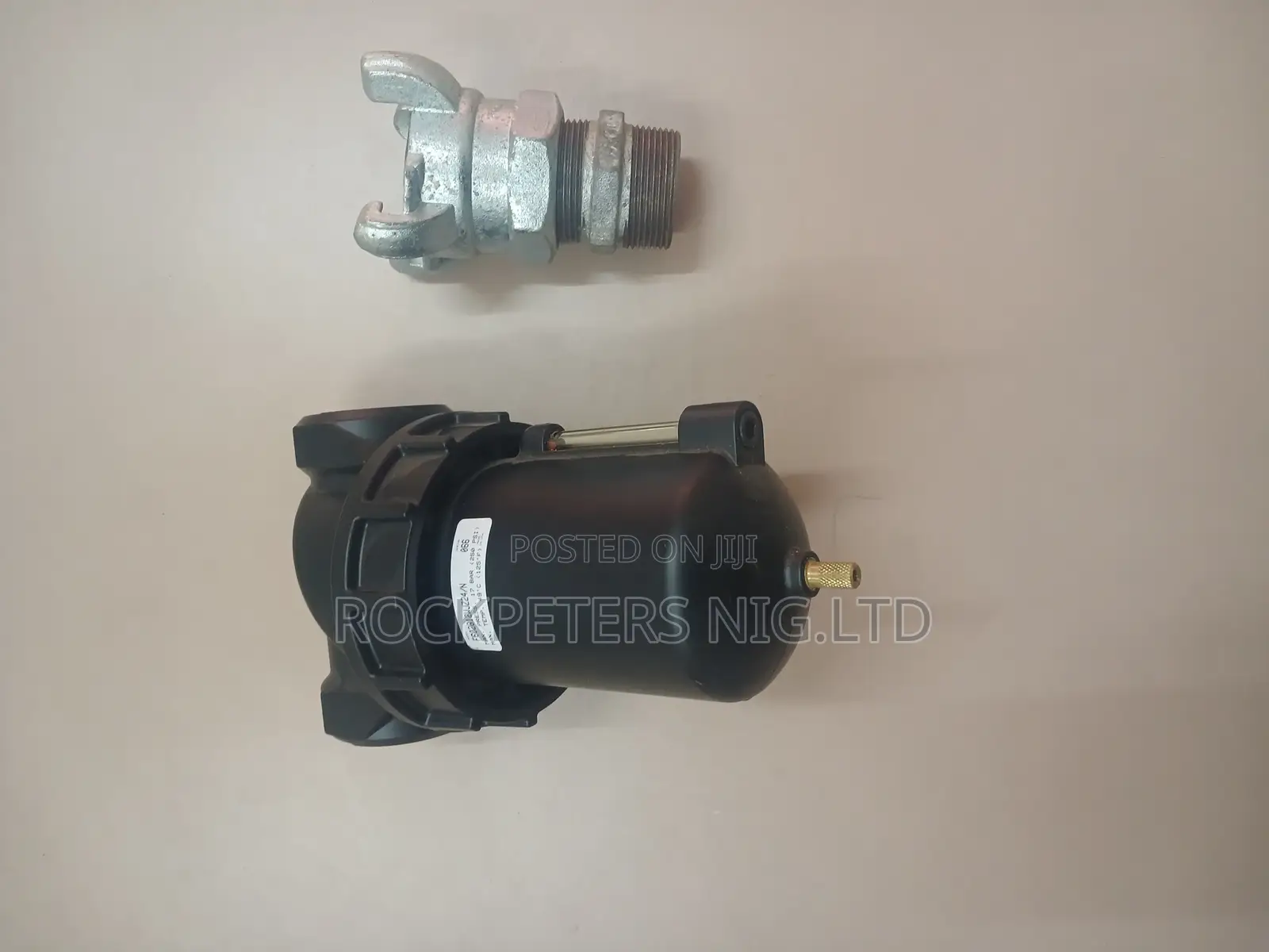 Parker-Watts F602 - 1 1⁄2" NPT Pneumatic Filter