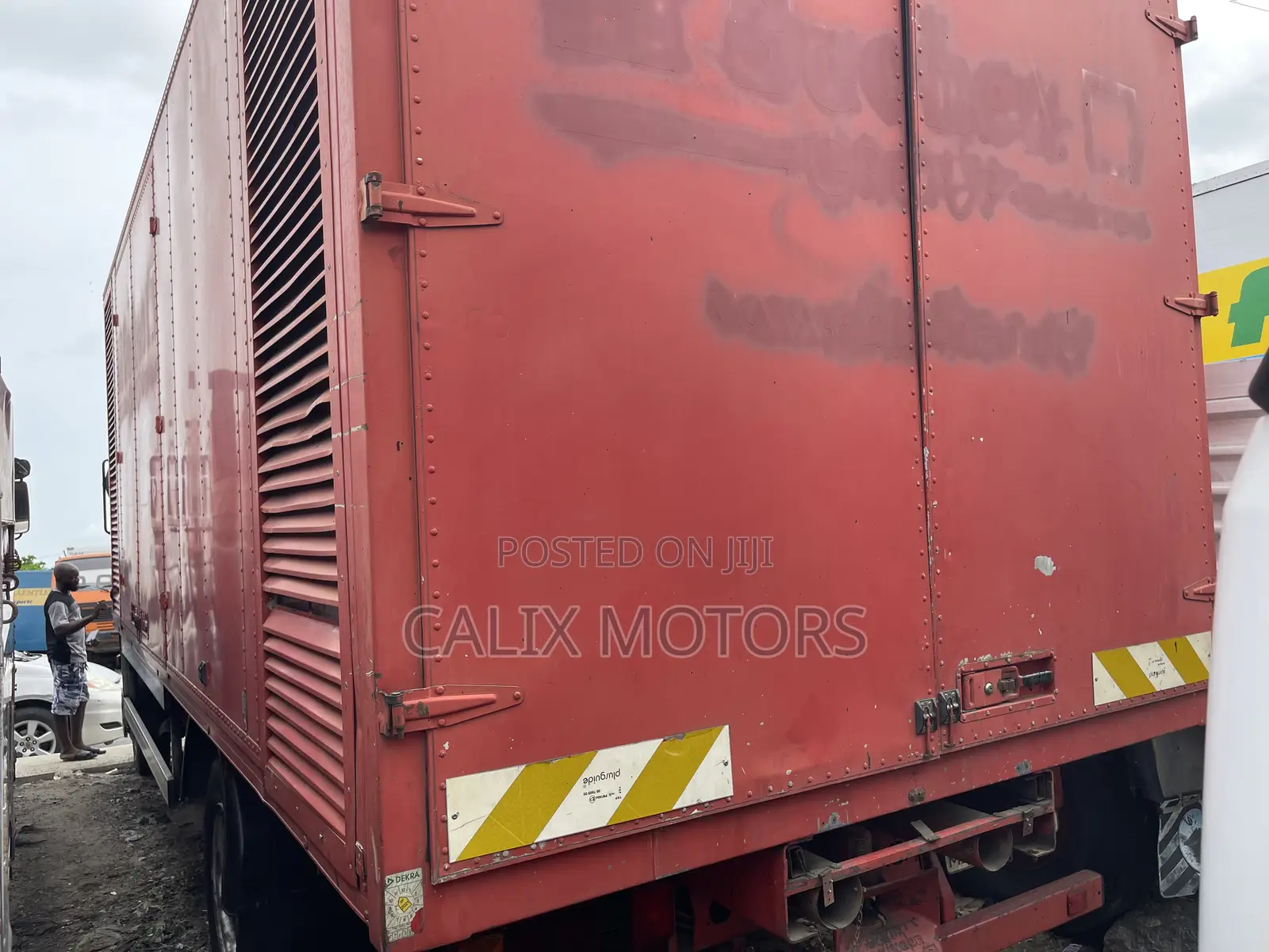 Foreign Used Mercedes Benz 1114 Truck.