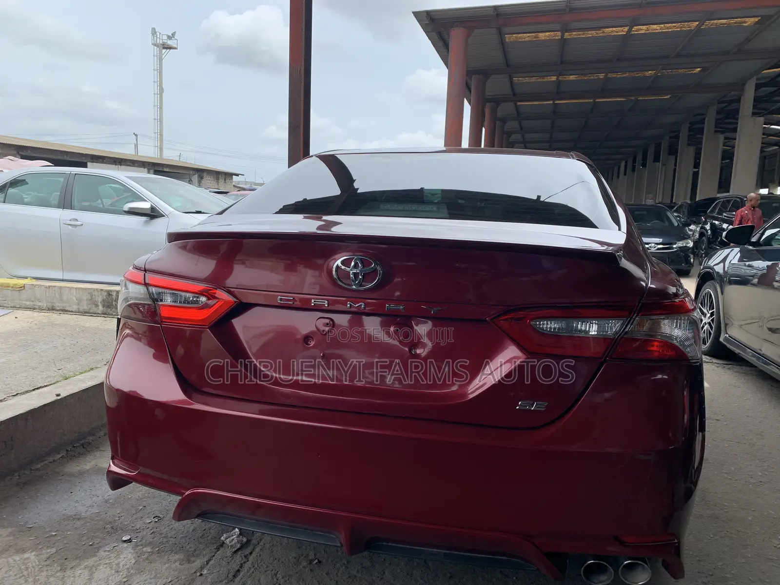 Toyota Camry SE (2.5L 4cyl 8A) 2019 Red