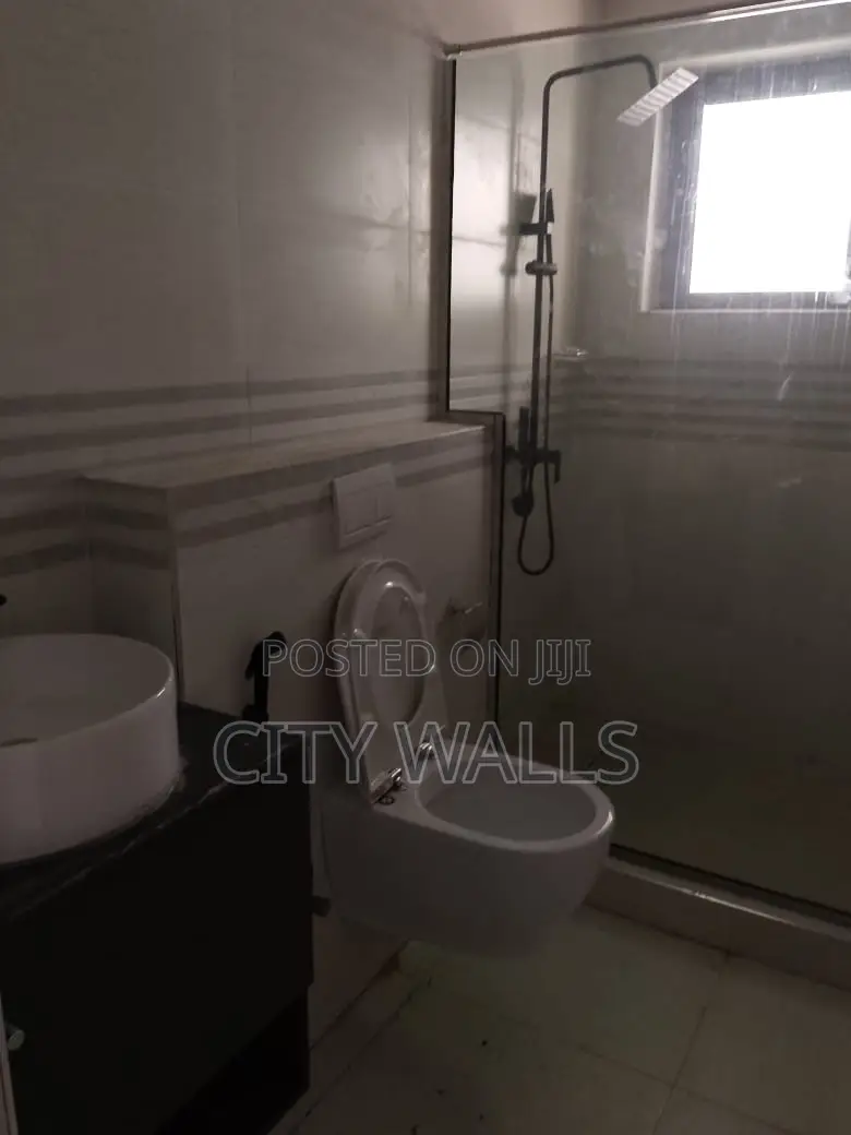 4bdrm Townhouse / Terrace in Ikate for rent