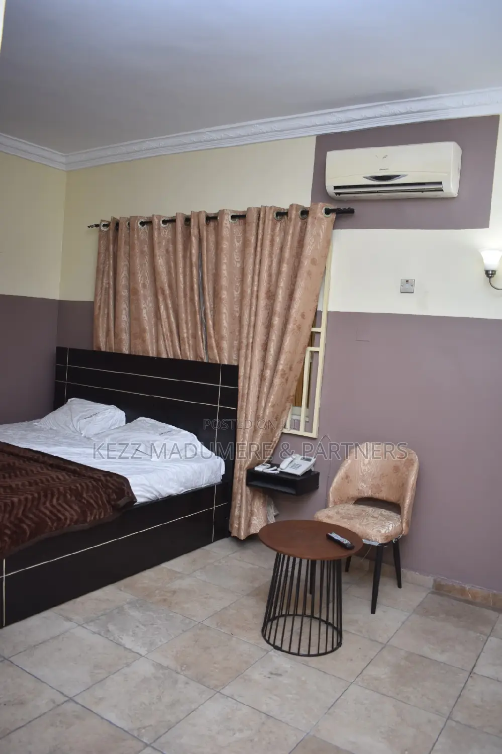 For Sale : 20 Rooms Functional Hotel
