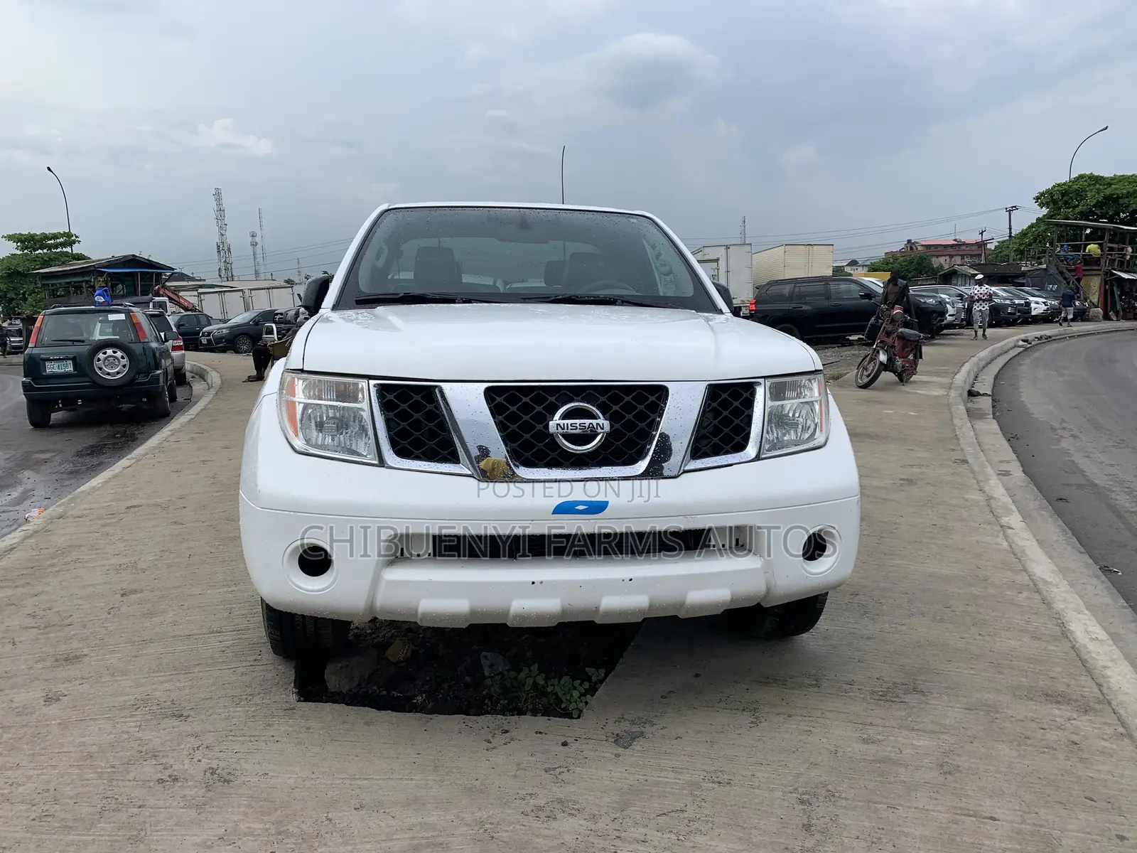 Nissan Frontier 2014 White