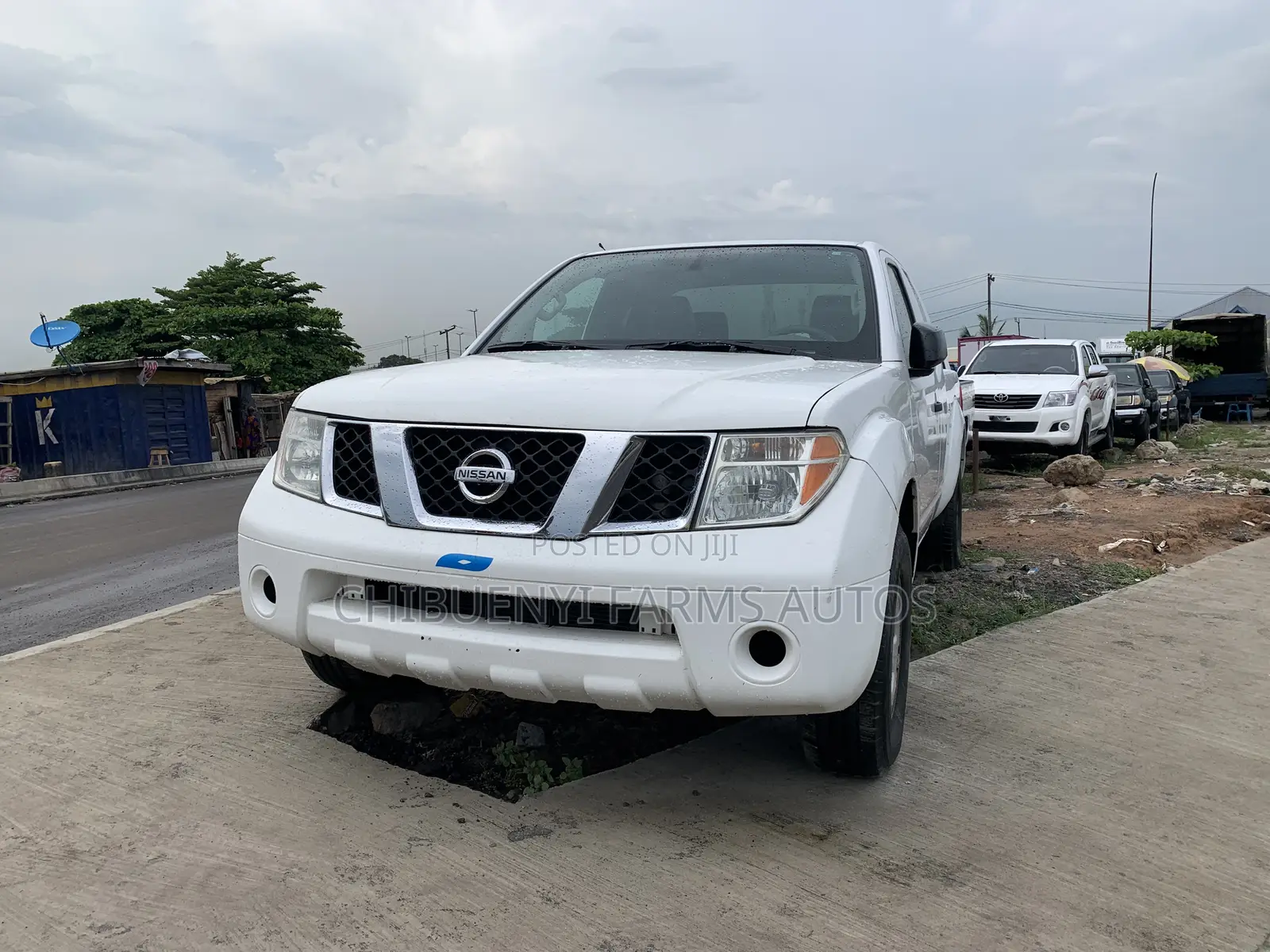 Nissan Frontier 2014 White