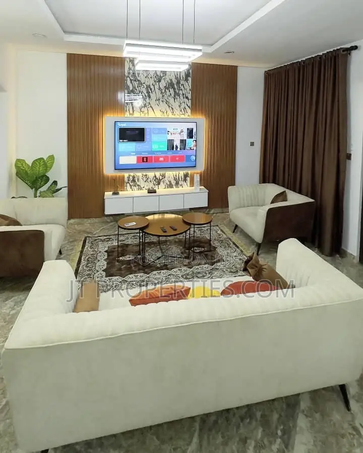 Luxury 2 Bedroom Wuye