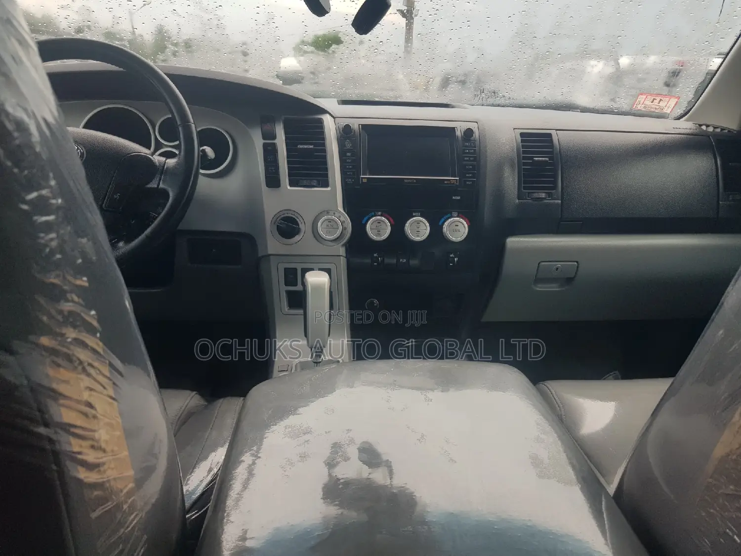 Toyota Tundra 2011 Red