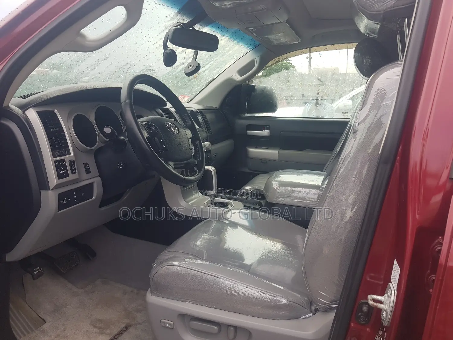 Toyota Tundra 2011 Red