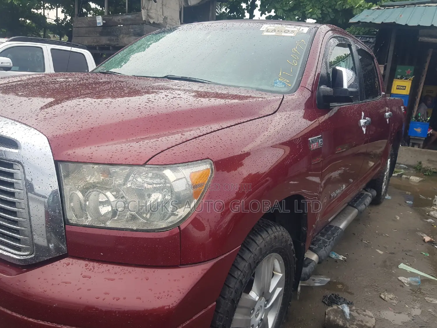 Toyota Tundra 2011 Red
