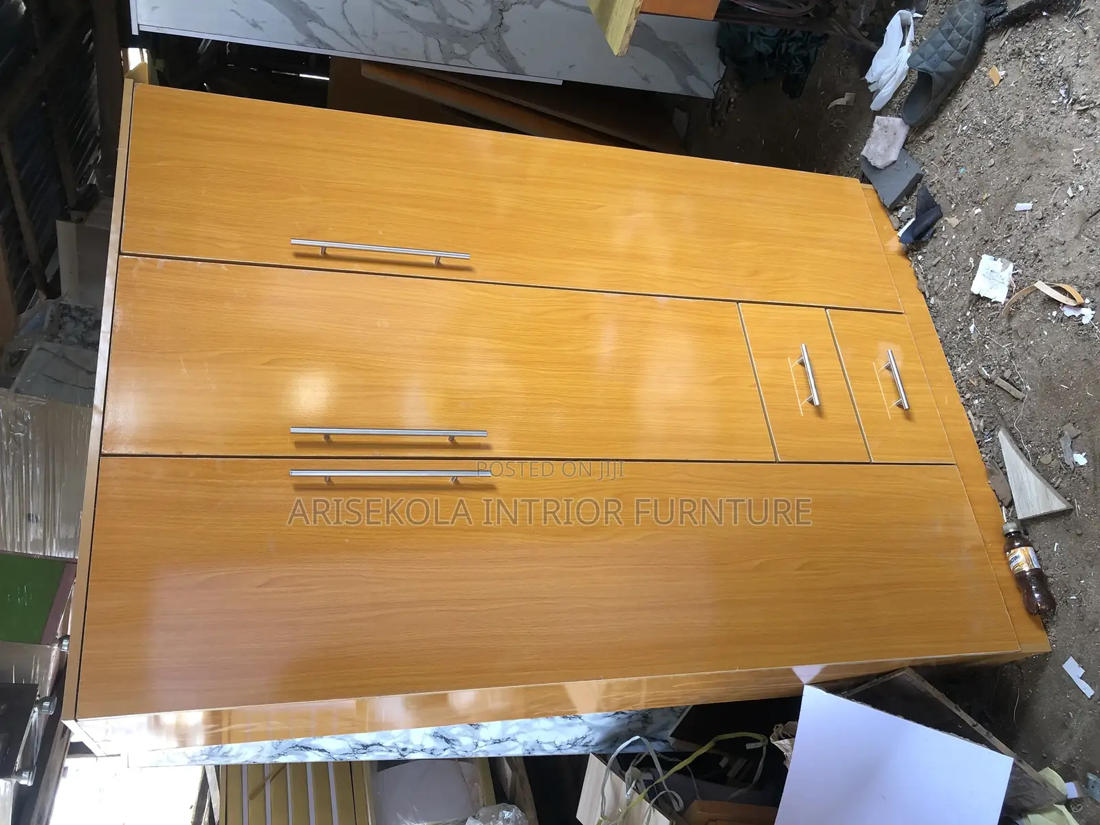 Arisekola Interior Furniture Maker