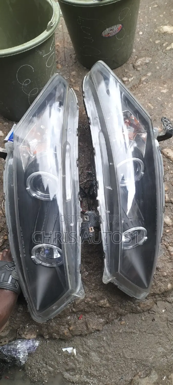 Honda 2005 Full Light Available