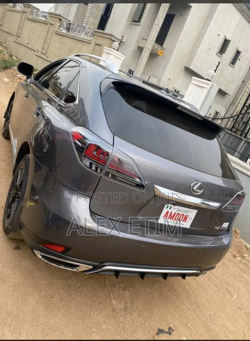 Upgrade Bumper and Back Light Rx350 2018 Available as Seen