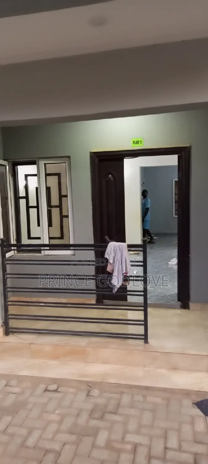 2bdrm Block of Flats in Trans Engineering, Dawaki for rent