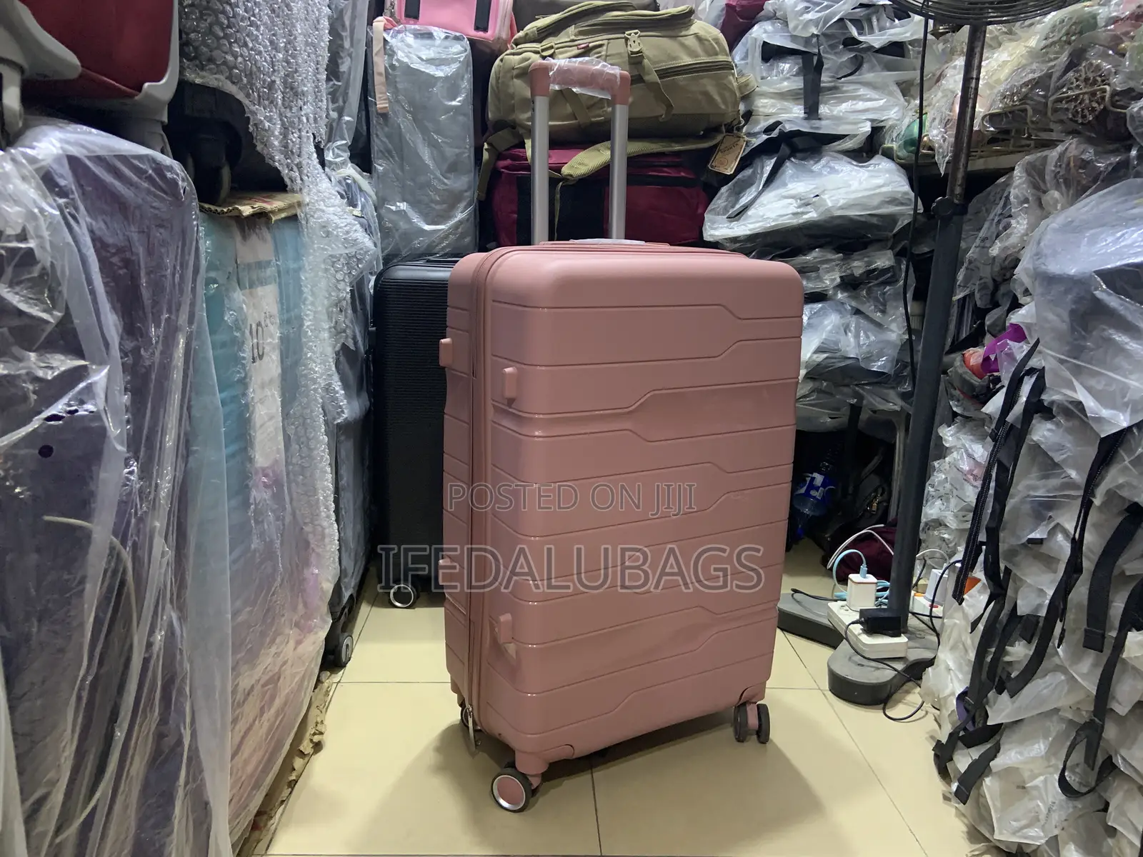 Big Size Quality Rose Gold Unbreakable Travel Luggage