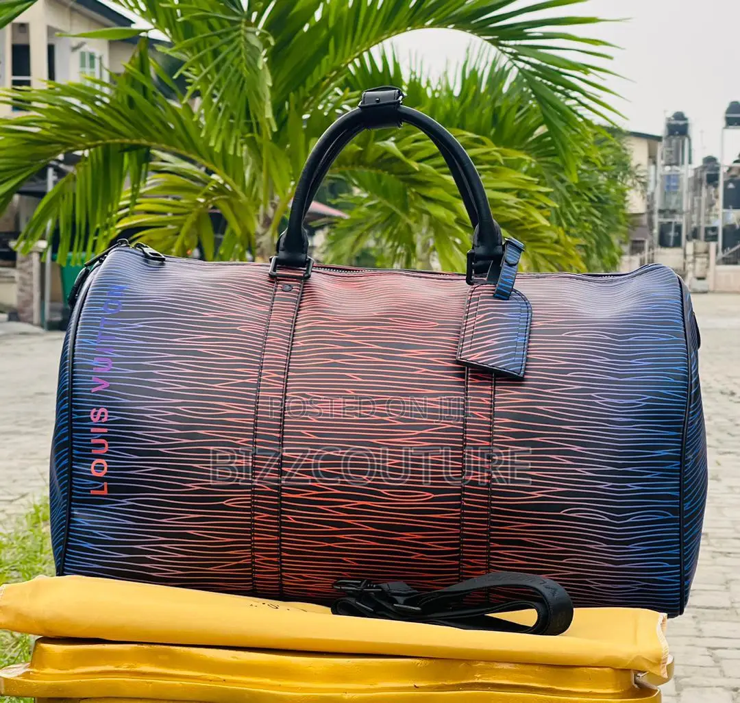 Original LOUIS VUITTON Handbags Available in Store
