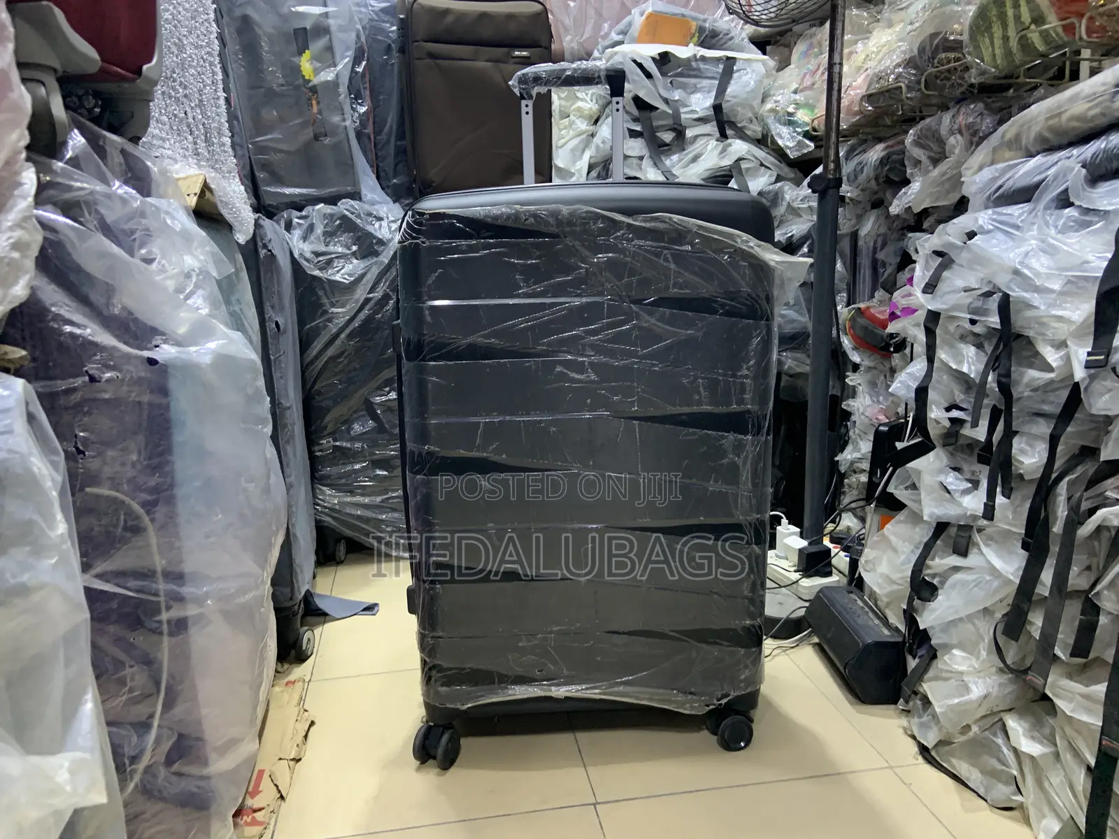 Big Size Quality Unbreakable Travel Luggage