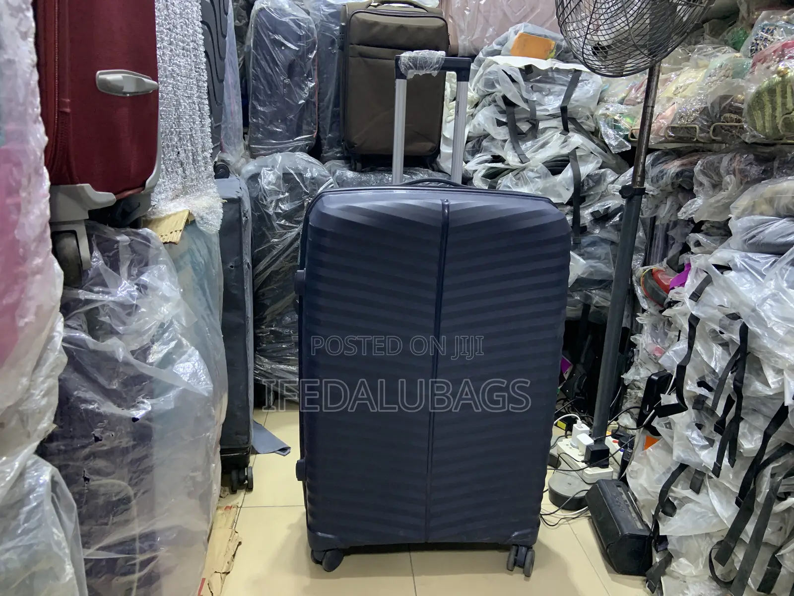 Biggest Size Unbreakable Travel Luggage