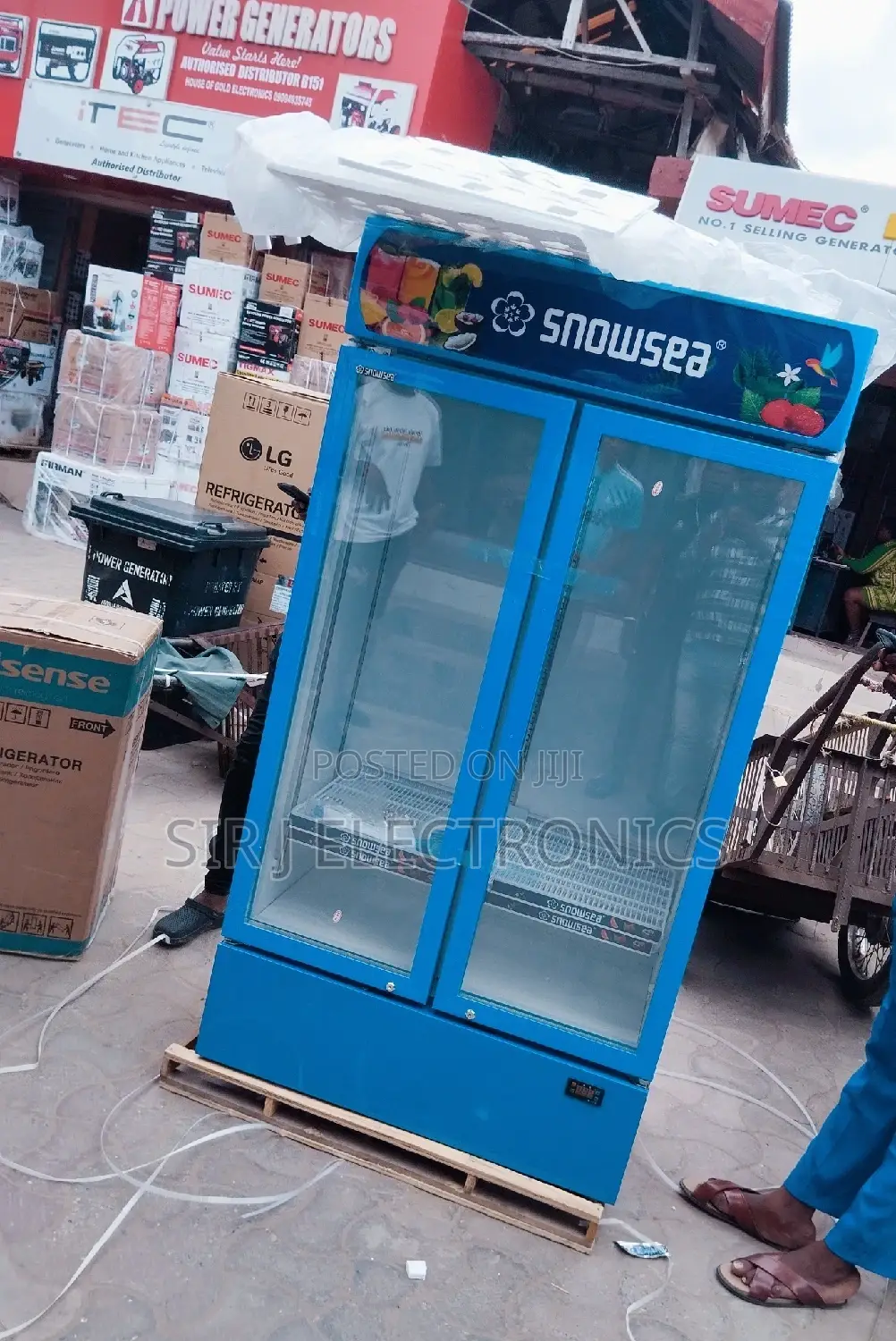 Double Door Snowsea Standing Showcase Fridge/Chiller