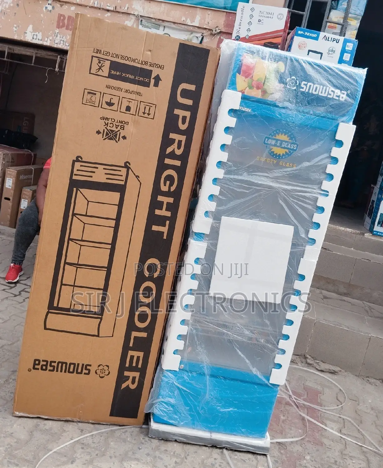 500litres Snowsea Standing Showcase Fridge/Chiller