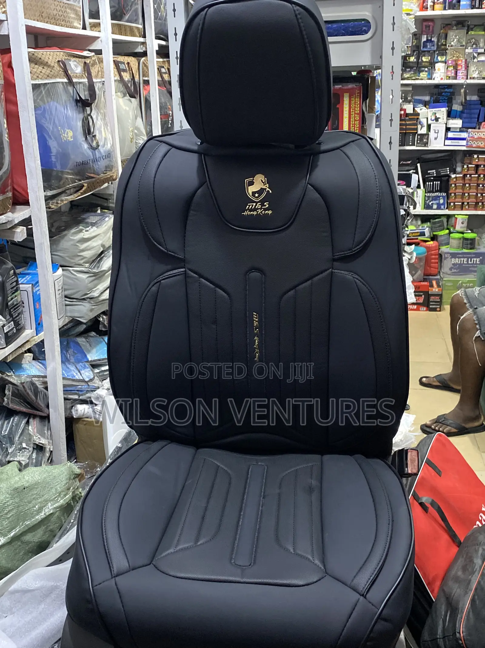Plain Black Horse Logo Car Seat Cover