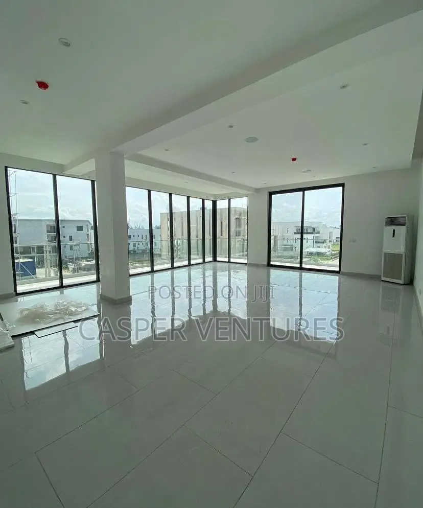 3bdrm Apartment in Osb, Ikoyi for rent