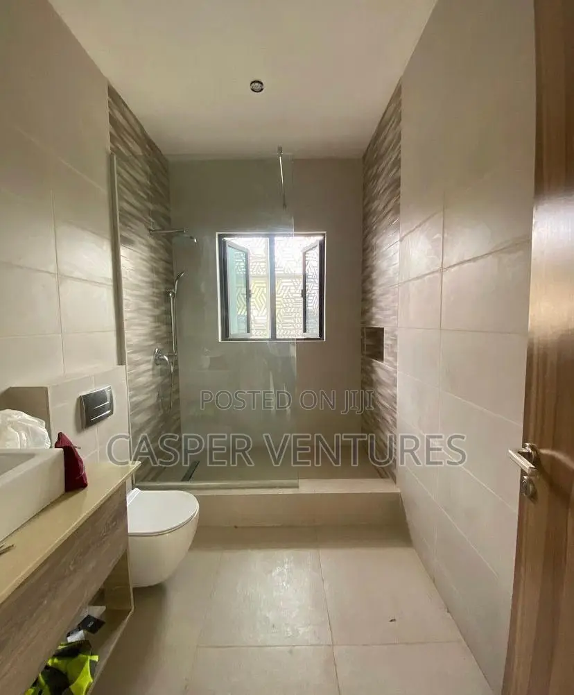 3bdrm Apartment in Osb, Ikoyi for rent