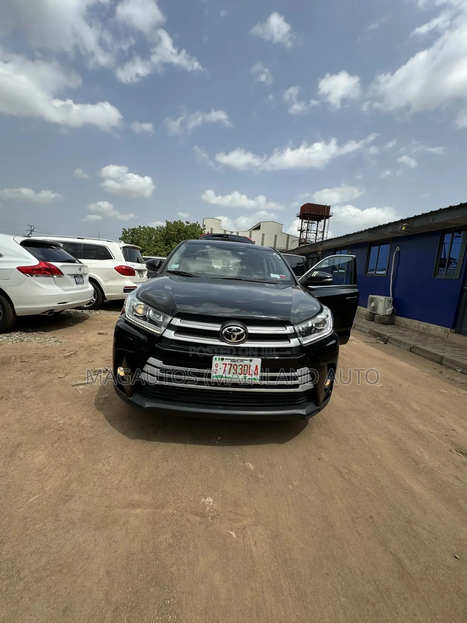 Toyota Highlander LE Plus 4dr SUV AWD (3.5L 6cyl 6A) 2015 Black